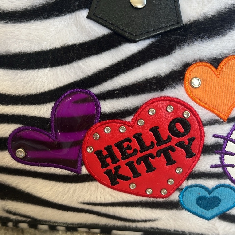 Zebra hello kitty purse - Picture 7 of 15